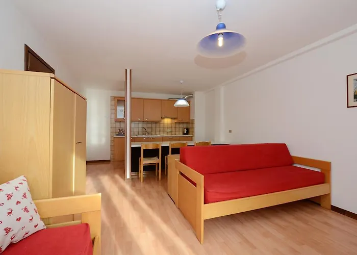 Maria カナツェーイ