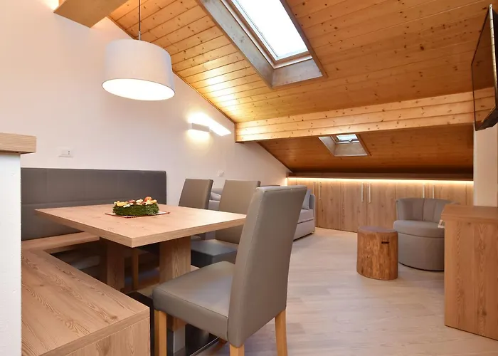 Maria アパート カナツェーイ